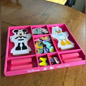 Disney Minnie & Daisy Magnetic Dress-Up Set by Melissa & Doug